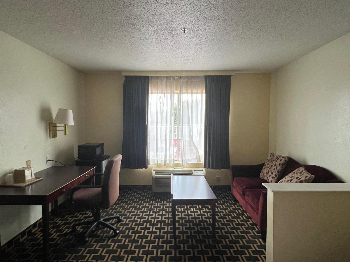 Budgetel Inns & Suites Fairfield 外观 照片