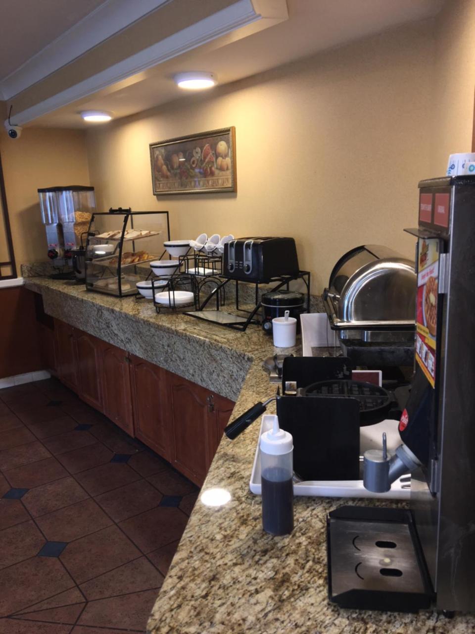Budgetel Inns & Suites Fairfield 外观 照片